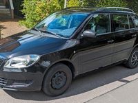 gebraucht Skoda Fabia Kombi 70 PS 120.000 2. Hand TÜV/Insp. Neu