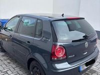 Gebraucht VW Polo 64 PS (47 kW) 2007 Grau Kleinwagen