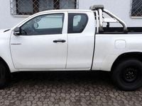Gebraucht Toyota HiLux 150 PS (110 kW) 2017 Weiß Pickup