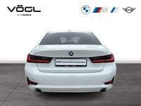 Używany BMW 330 265 KM (194 kW) 2020 Biały Sedan/Limuzyna