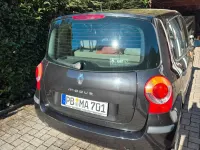 Używany Renault Modus 75 KM (55 kW) 2006 Czarny Minivan