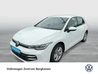 Gebraucht VW Golf VIII Life 150 PS (110 kW) 2025 Weiß Limousine