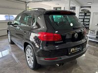 Second-hand VW Tiguan Trendline 122 CP (89 kW) 2012 Negru SUV