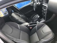gebraucht Volvo V40 Momentum Bluetooth Navi LED Klima 17"Alu 8-fach bereift