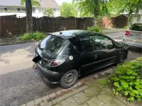 Gebraucht Peugeot 206 75 PS (55 kW) 2002 Schwarz Limousine
