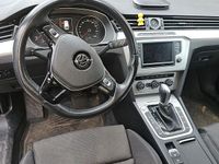 Gebraucht VW Passat Comfortline 150 PS (110 kW) 2015 Schwarz Kombi