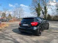 Gebraucht Mercedes A180 Night 122 PS (89 kW) 2013 Schwarz Kleinwagen