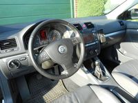 gebraucht VW Jetta 2.0 TDI Sportline