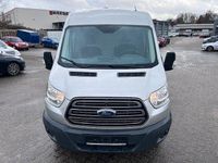 Gebraucht Ford Transit Trend 125 PS (91 kW) 2016 Silber Limousine