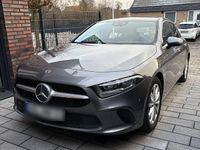 Gebraucht Mercedes A180 136 PS (100 kW) 2020 Grau Kleinwagen