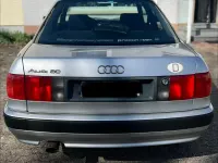 Gebraucht Audi 80 90 PS (66 kW) 1992 Silber Limousine