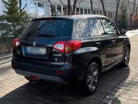 Gebraucht Suzuki Vitara 120 PS (88 kW) 2015 Schwarz SUV