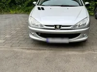 Gebraucht Peugeot 206 75 PS (55 kW) 2009 Silber Limousine