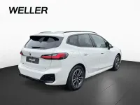 Gebraucht BMW 223 Active Tourer M Sport 204 PS (150 kW) 2025 Alpinweiss iii (weiß) Van / Kleinbus