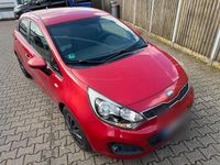 Gebraucht Kia Rio 86 PS (63 kW) 2013 Rot Kleinwagen