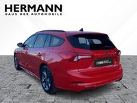 Gebraucht Ford Focus ST-Line 155 PS (114 kW) 2021 Racerot (rot) Kombi