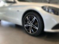 Gebraucht Mercedes C300e 306 PS (225 kW) 2020 Weiß Limousine