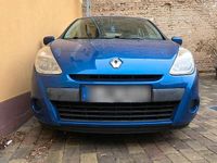 Gebraucht Renault Clio II 75 PS (55 kW) 2010 Blau Kleinwagen