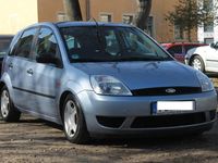 Gebraucht Ford Fiesta Ambiente 69 PS (50 kW) 2005 Blau Kleinwagen