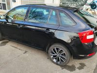 Gebraucht Skoda Rapid 122 PS (89 kW) 2015 Schwarzmagic perleffekt Kleinwagen