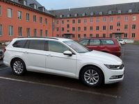Gebraucht VW Passat Highline 190 PS (139 kW) 2016 Weiß Limousine