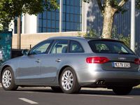 Gebraucht Audi A4 Ambition 160 PS (117 kW) 2010 Grau Kombi