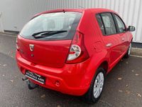 Gebraucht Dacia Sandero 87 PS (63 kW) 2010 Rot Limousine