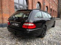 Gebraucht Mercedes E220 Elegance 150 PS (110 kW) 2004 Schwarz Limousine