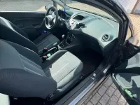 Gebraucht Ford Fiesta 82 PS (60 kW) 2009 Grau Kleinwagen