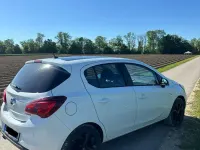 Gebraucht Opel Corsa Color Edition 101 PS (74 kW) 2016 Weiß Kleinwagen