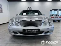 Gebraucht Mercedes E240 Elegance 177 PS (130 kW) 2003 Grau Limousine