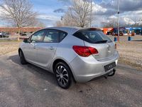 Gebraucht Opel Astra 87 PS (63 kW) 2011 Silber Limousine