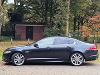 Gebraucht Jaguar XF S 275 PS (202 kW) 2015 Grau Limousine