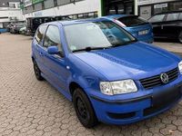 Gebraucht VW Polo 60 PS (44 kW) 2001 Blau Kleinwagen