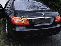 gebraucht Mercedes 220 E Klaeseschwarz TÜV Neu