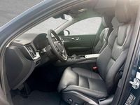 Gebraucht Volvo V60 Plus 349 PS (256 kW) 2025 Denim blue Kombi