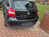 Gebraucht BMW 116 116 PS (85 kW) 2006 Schwarz Kleinwagen