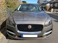 Gebraucht Jaguar F-Pace 179 PS (131 kW) 2017 Braun SUV