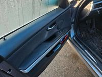 Gebraucht BMW 330 197 PS (144 kW) 2008 Grau Kombi