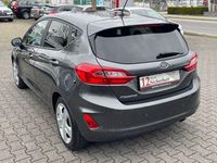 Gebraucht Ford Fiesta Cool & Connect 101 PS (74 kW) 2017 Grau Kleinwagen
