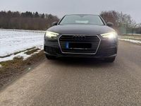 Gebraucht Audi A4 Business 190 PS (139 kW) 2019 Schwarz Limousine