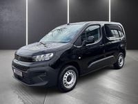 Neu Opel Combo 131 PS (96 kW) 2026 Schwarz Kombi