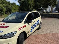 Gebraucht VW Touran 150 PS (110 kW) 2023 Schwarz Van / Kleinbus