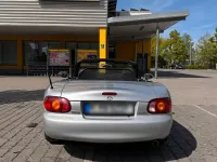 Usata Mazda MX5 140 CV (102 kW) 2000 Argento Cabrio