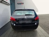 Gebraucht Peugeot 308 Active 131 PS (96 kW) 2018 Schwarz Limousine