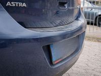 Usata Opel Astra Selection 87 CV (63 kW) 2011 Blu Berlina