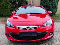 Gebraucht Opel Astra GTC 140 PS (102 kW) 2015 Rot Limousine