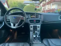 Gebraucht Volvo V40 152 PS (111 kW) 2016 Weiß Limousine