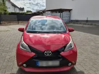 Gebraucht Toyota Aygo X-play 69 PS (50 kW) 2014 Rot Kleinwagen