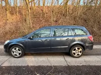 Gebraucht Opel Astra 115 PS (84 kW) 2008 Blau Kombi